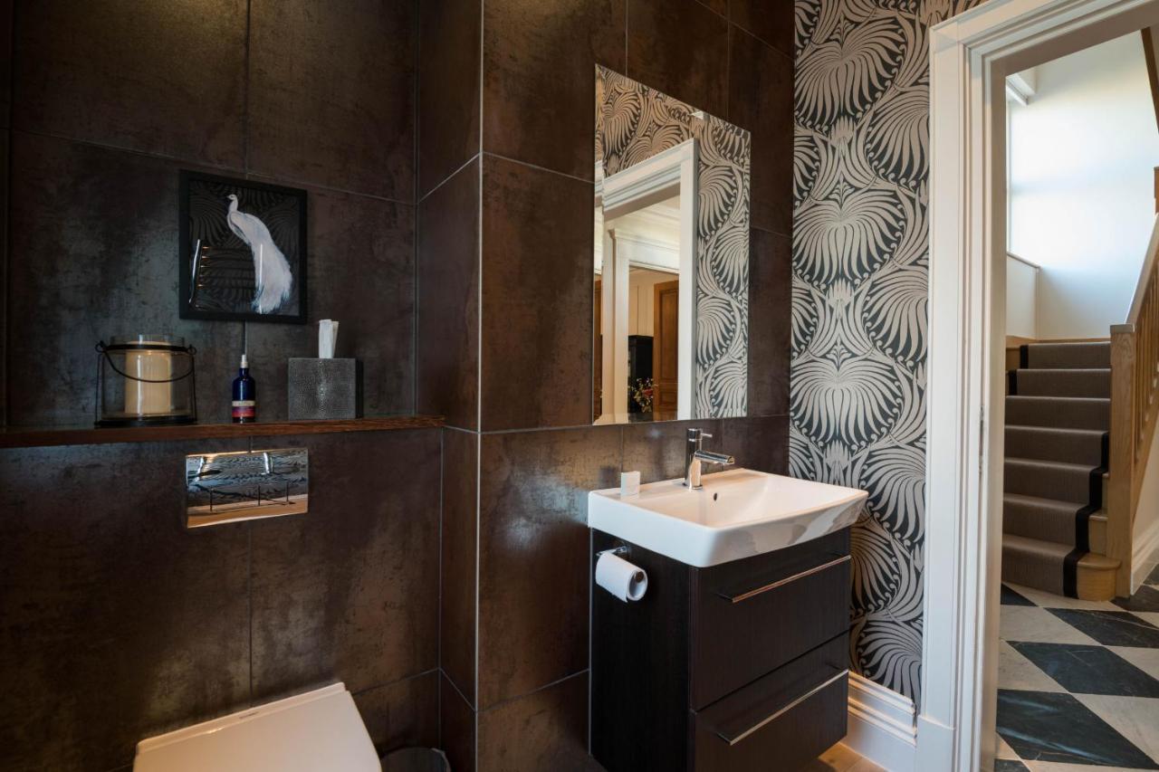 Breathtaking Putney Home With Gorgeous Garden Richmond  Ngoại thất bức ảnh